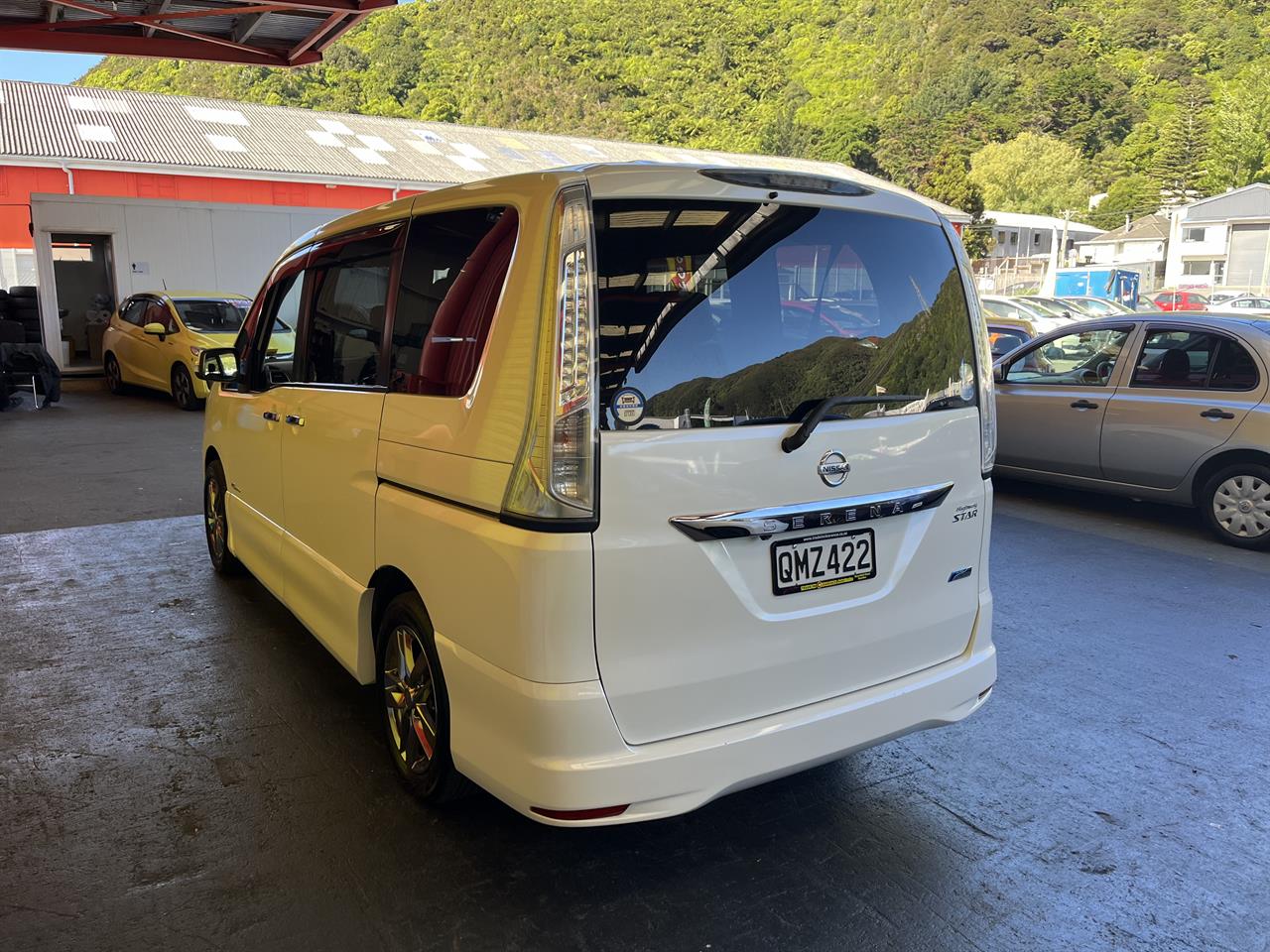 2012 Nissan Serena