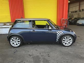 2006 Mini Cooper - Thumbnail