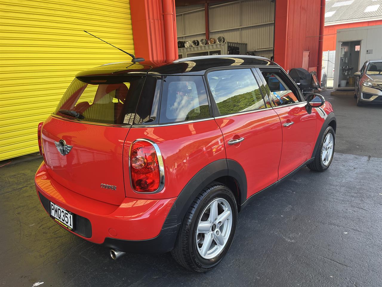 2013 BMW MINI