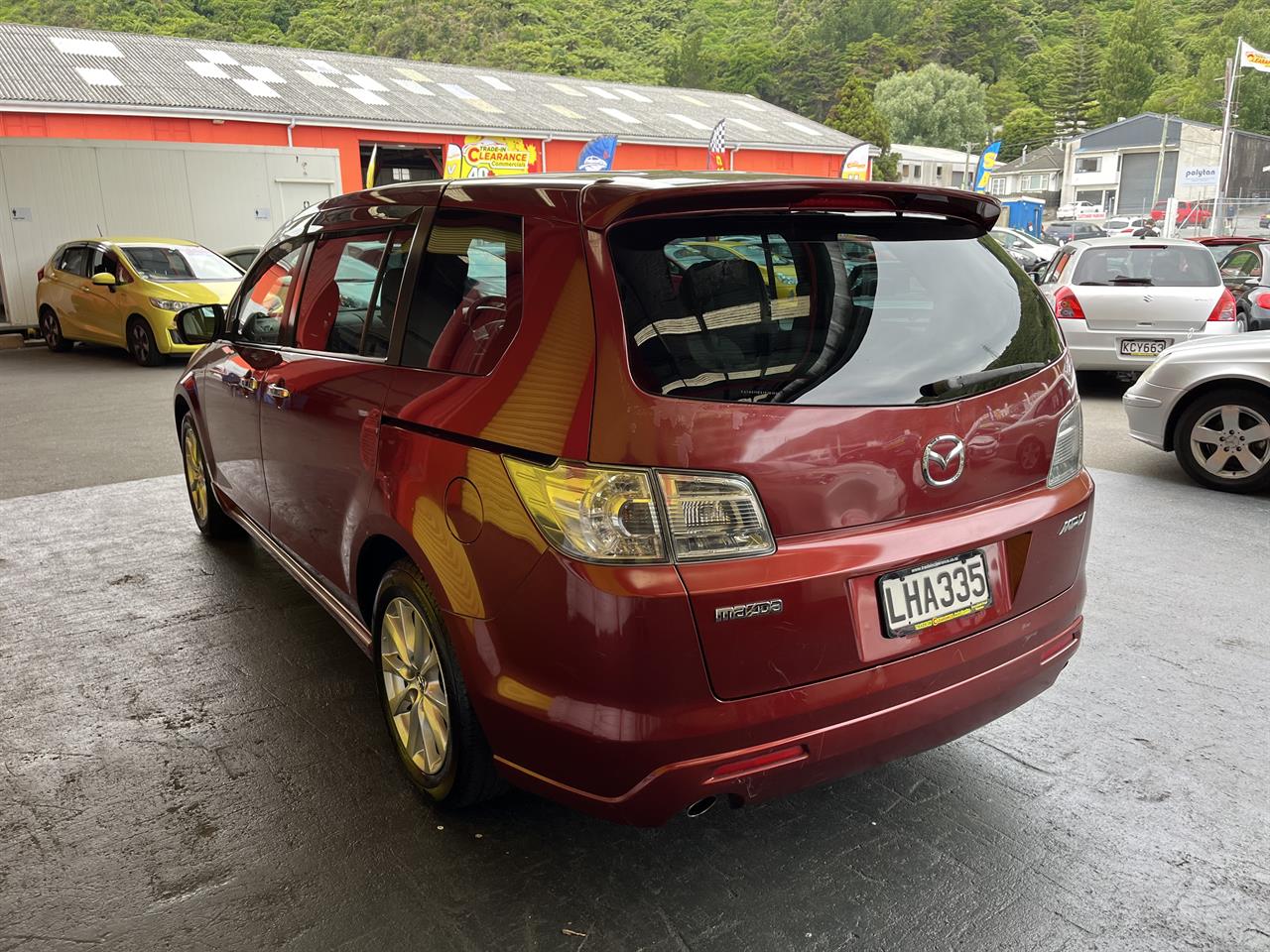 2006 Mazda MPV