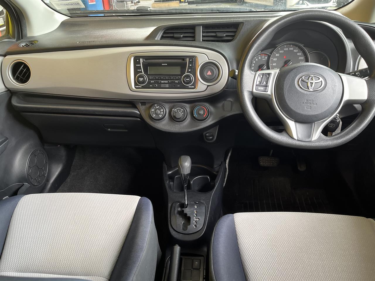 2013 Toyota YARIS