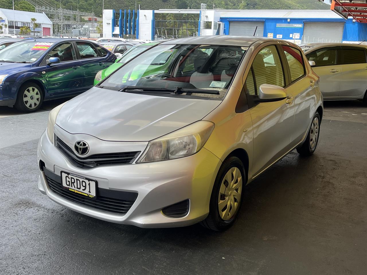 2013 Toyota YARIS