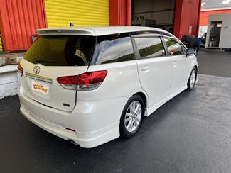 2009 Toyota Wish - Thumbnail