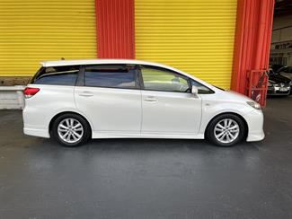 2009 Toyota Wish - Thumbnail