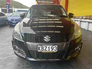 2016 Suzuki Swift - Thumbnail