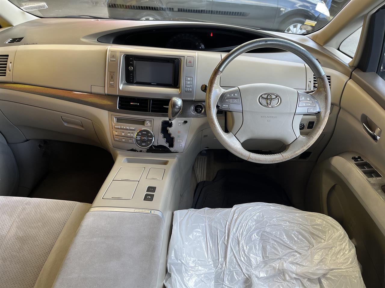 2007 Toyota Estima