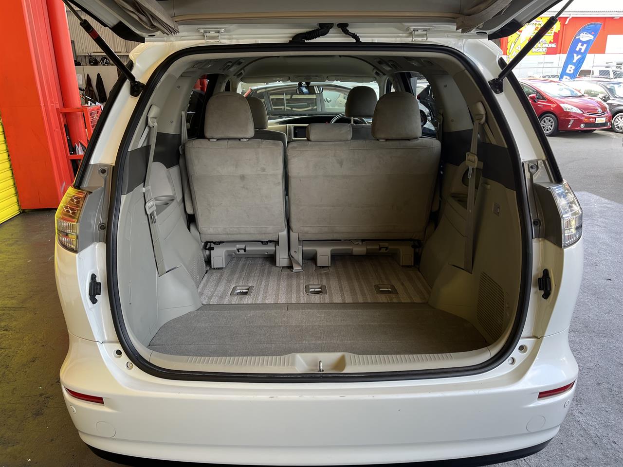 2007 Toyota Estima