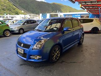 2010 Suzuki Swift - Thumbnail