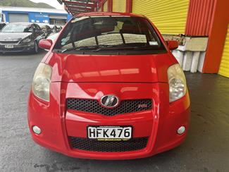 2005 Toyota Vitz - Thumbnail