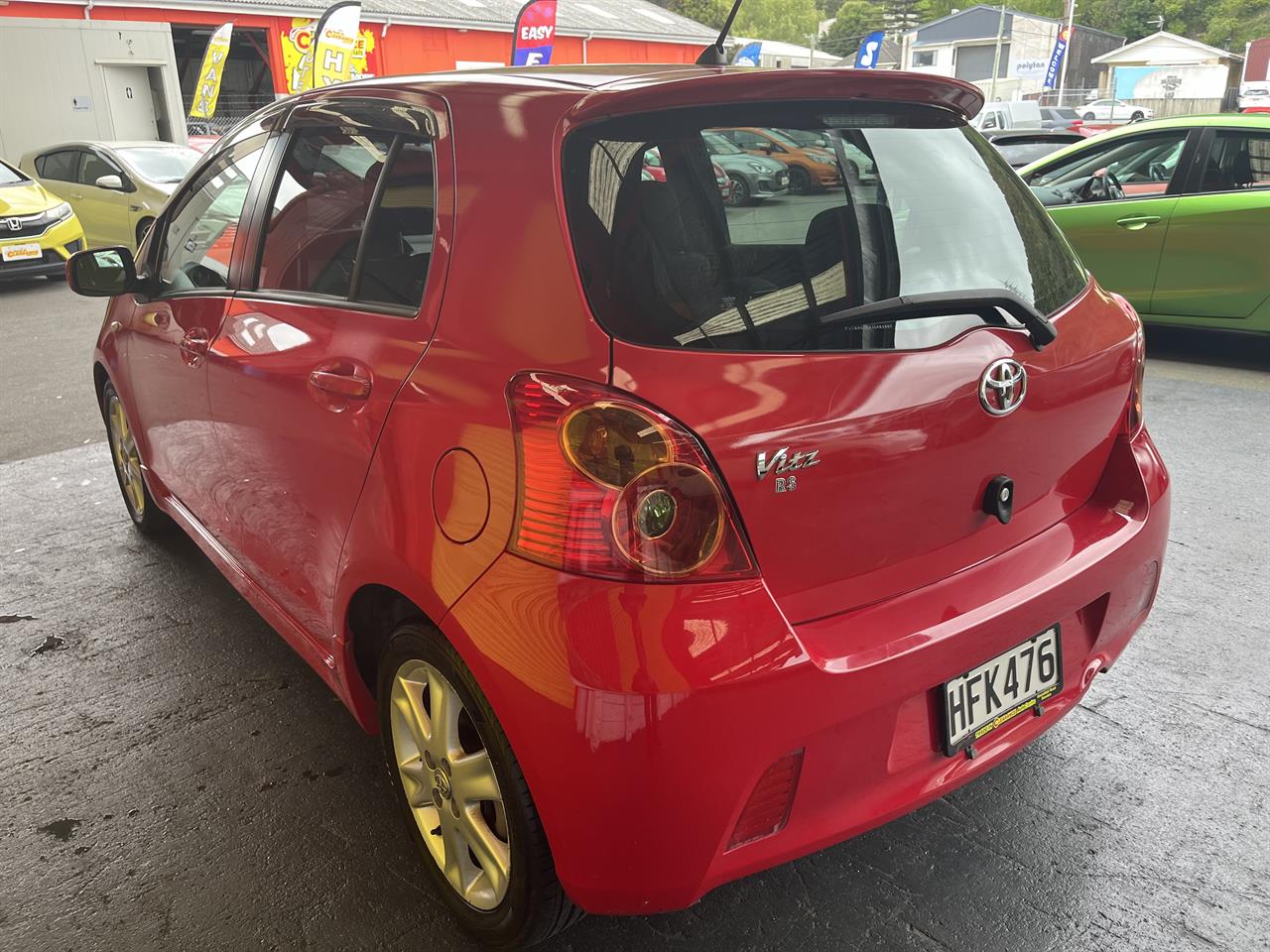 2005 Toyota Vitz