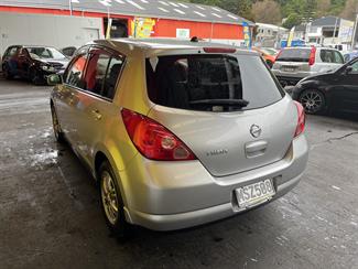 2007 Nissan Tiida - Thumbnail