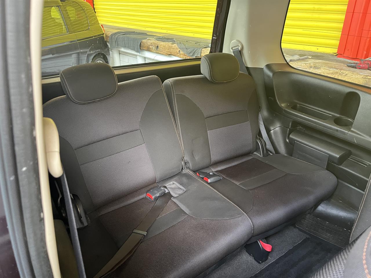 2007 Nissan Serena