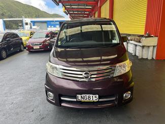 2007 Nissan Serena - Thumbnail