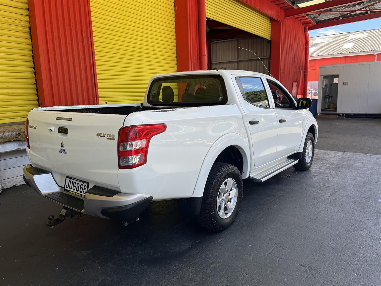 2016 Mitsubishi Triton