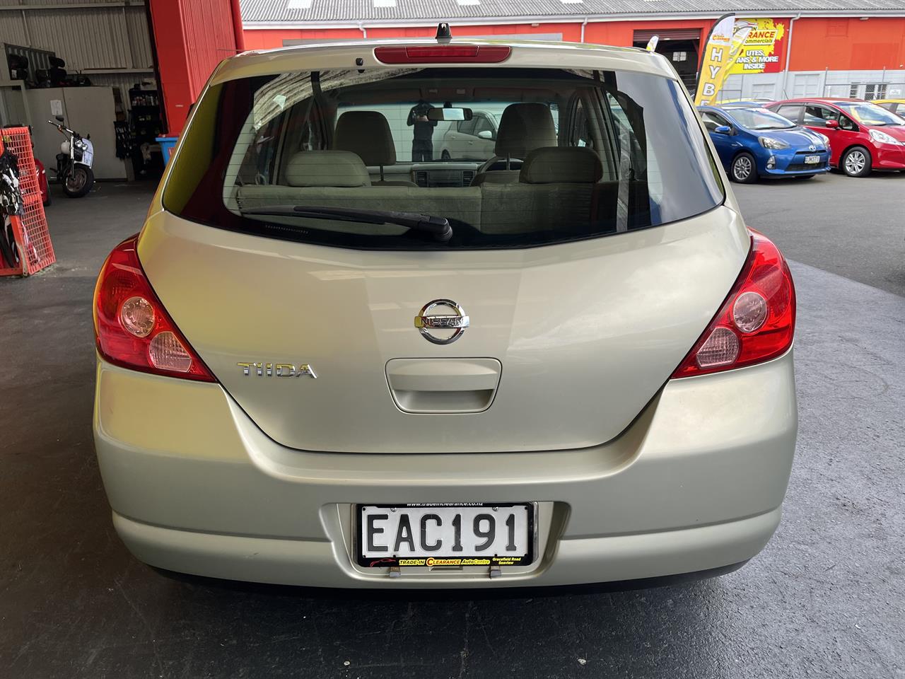 2005 Nissan Tiida