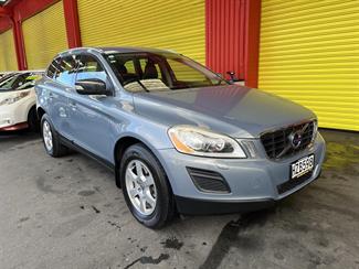 2011 Volvo Xc60 - Thumbnail