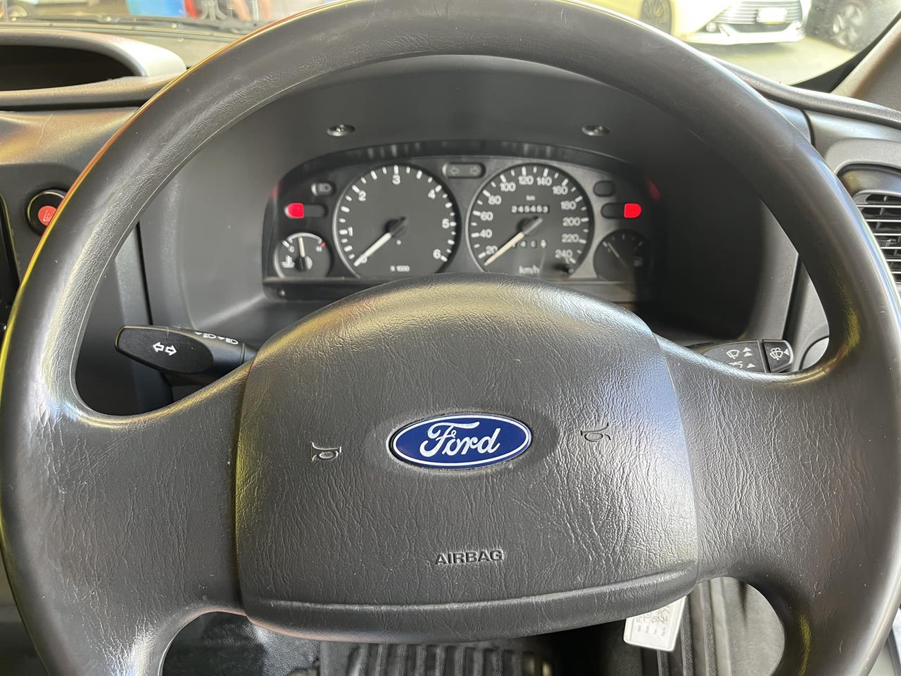 2001 Ford Transit