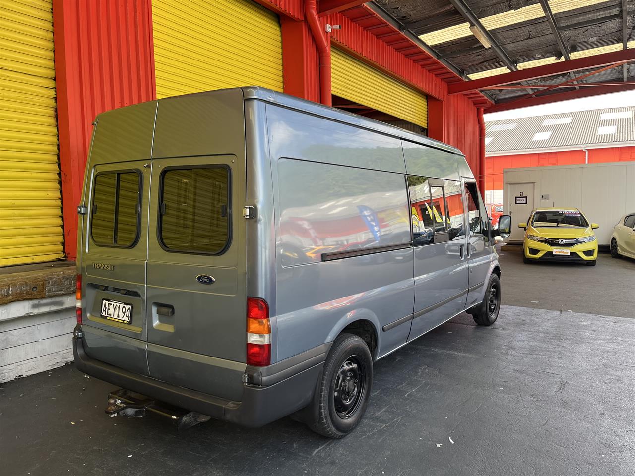 2001 Ford Transit