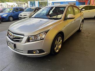 2011 Holden Cruze - Thumbnail