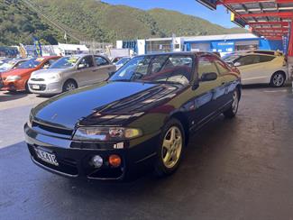 1996 Nissan Skyline - Thumbnail