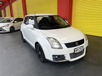 2005 Suzuki Swift - Thumbnail