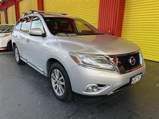 2014 Nissan pathfinder - Thumbnail