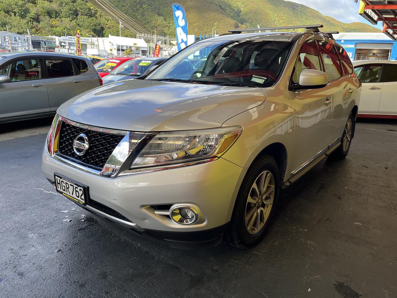 2014 Nissan pathfinder