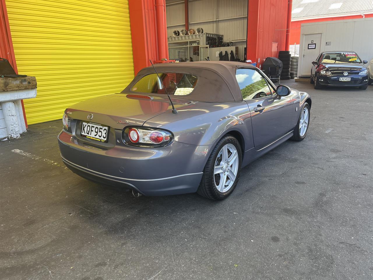 2006 Mazda Roadster