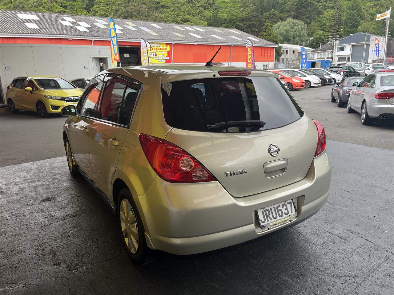 2005 Nissan Tiida