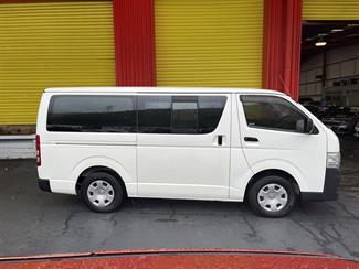 2012 Toyota Hiace - Thumbnail