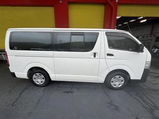 2012 Toyota Hiace - Thumbnail