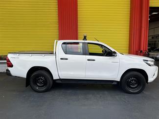 2018 Toyota Hilux - Thumbnail