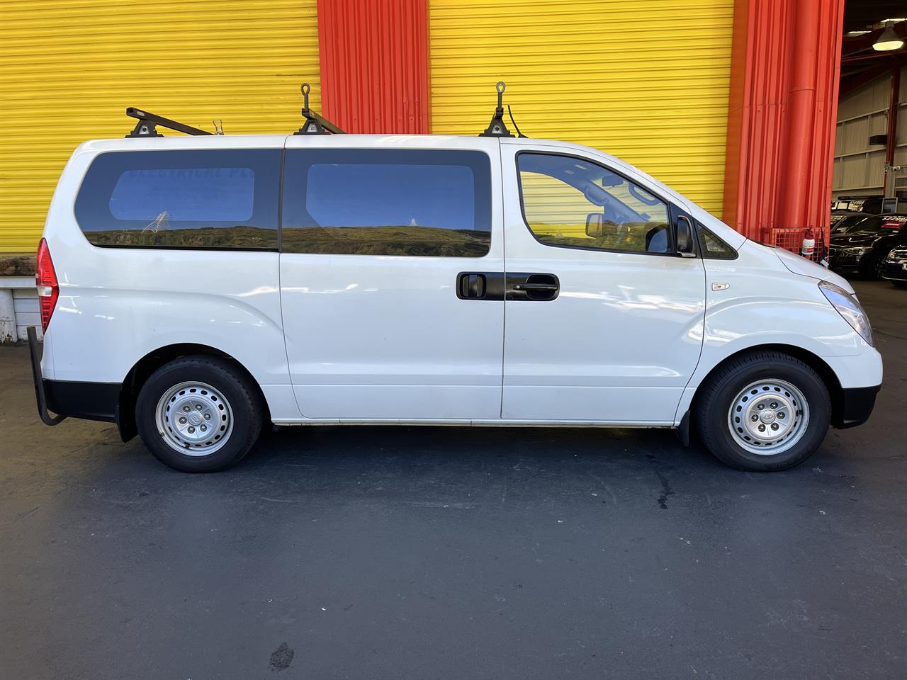 2011 Hyundai H1