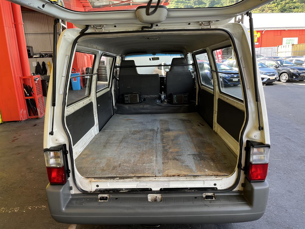 2008 Nissan Vanette