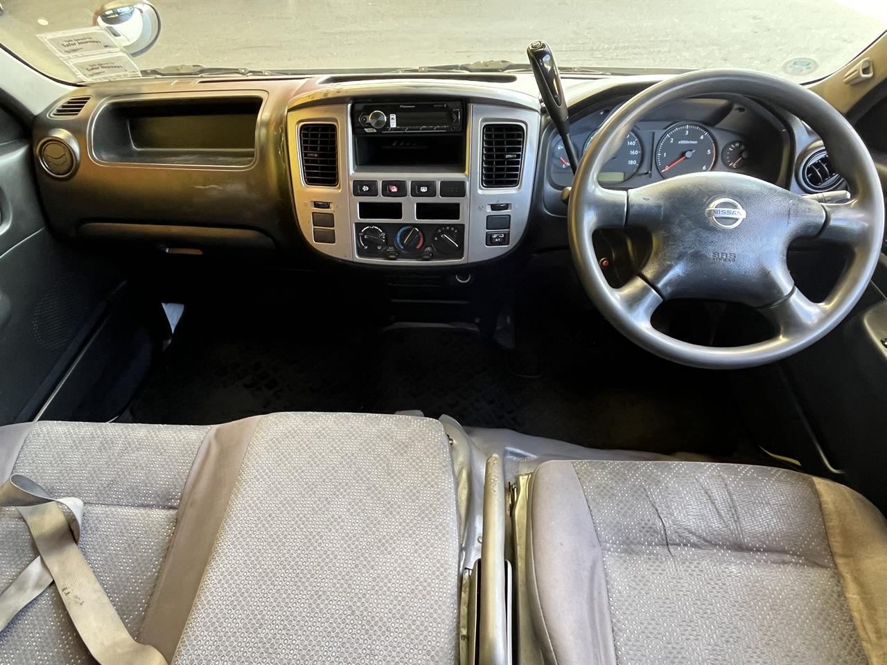 2010 Nissan Caravan