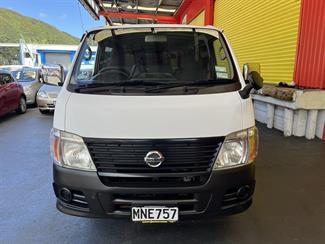 2010 Nissan Caravan - Thumbnail