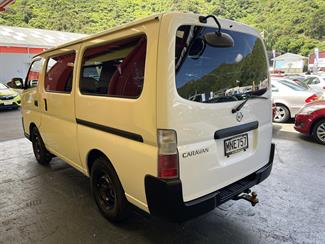 2010 Nissan Caravan - Thumbnail