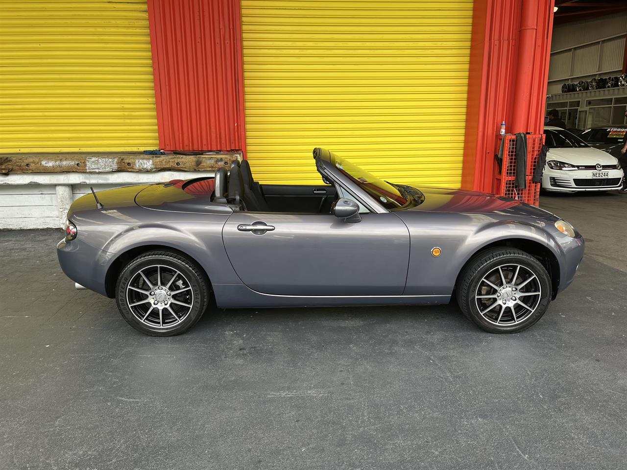 2007 Mazda Roadster