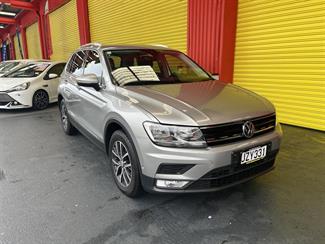 2016 Volkswagen Tiguan - Thumbnail