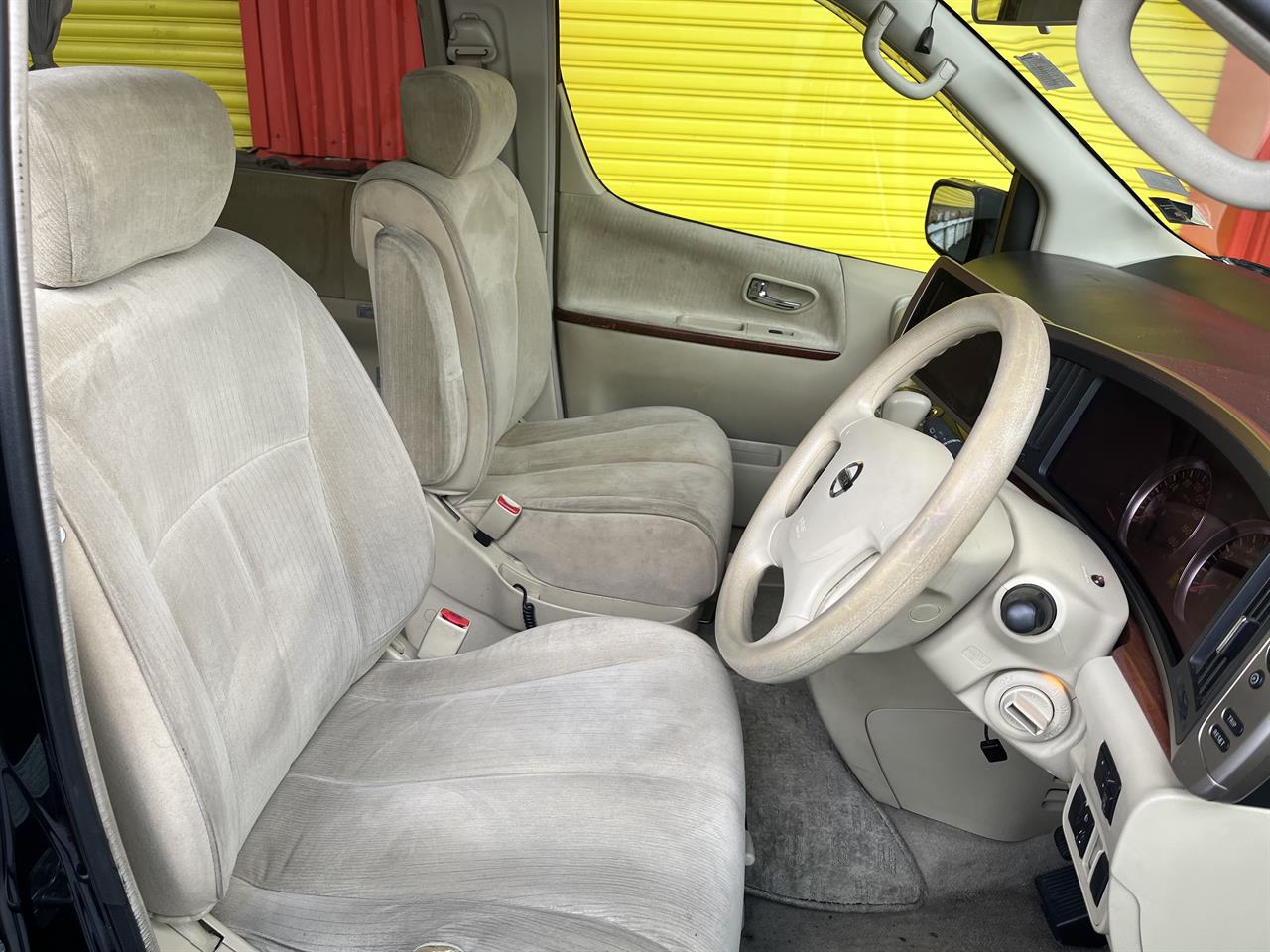 2005 Nissan ELGRAND