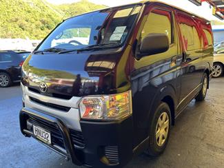 2014 Toyota Hiace - Thumbnail