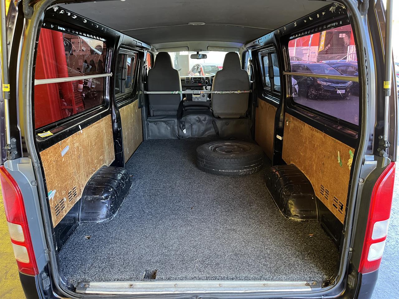 2014 Toyota Hiace