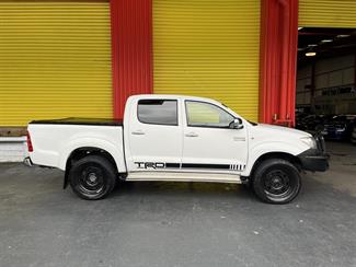 2011 Toyota Hilux - Thumbnail