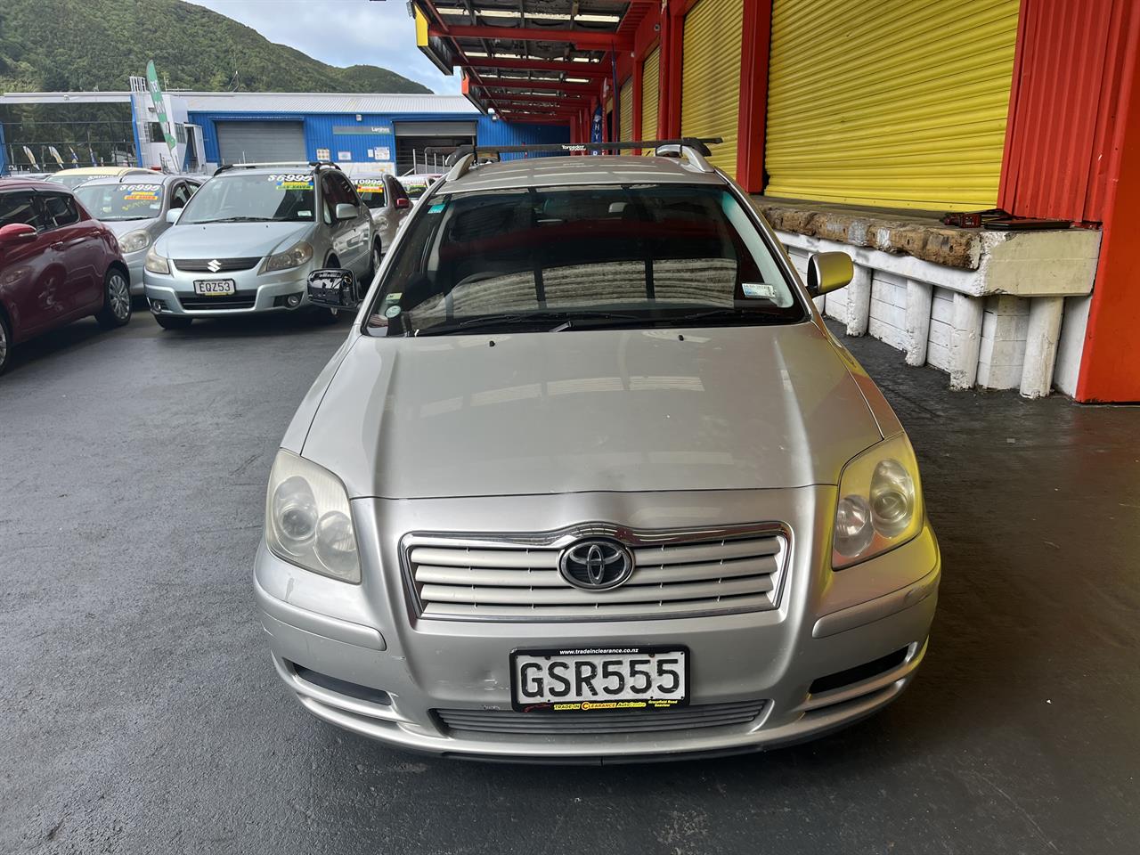 2004 Toyota Avensis