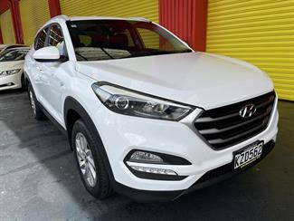 2017 Hyundai TUCSON - Thumbnail