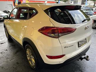 2017 Hyundai TUCSON - Thumbnail