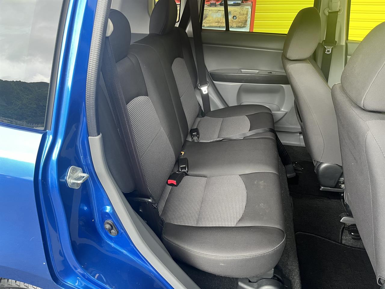 2006 Mazda Demio