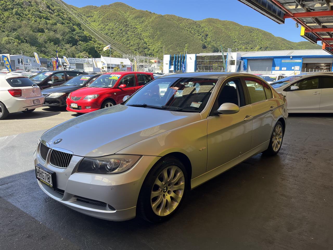 2007 BMW 325i