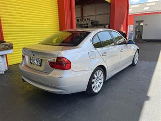 2007 BMW 325i - Thumbnail