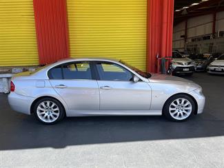 2007 BMW 325i - Thumbnail